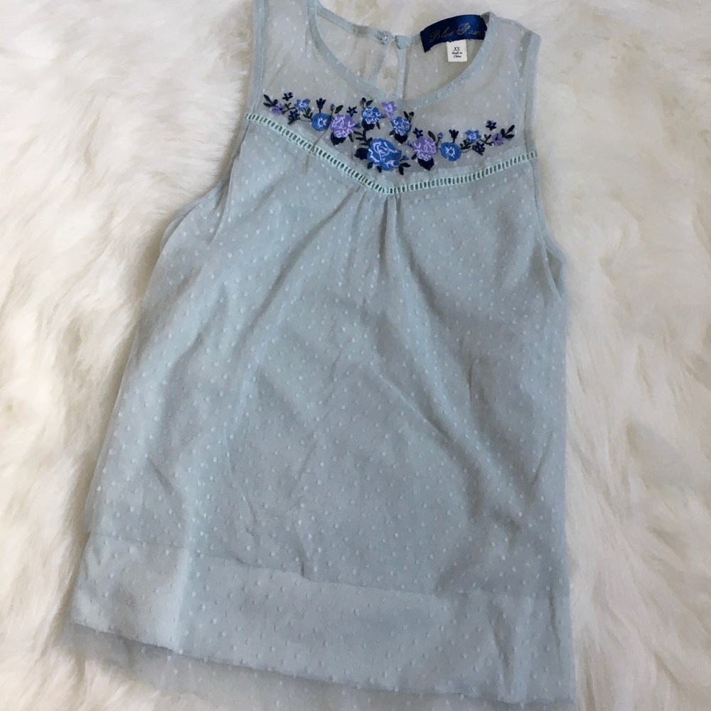NWOT Mint Sleeveless Floral Top